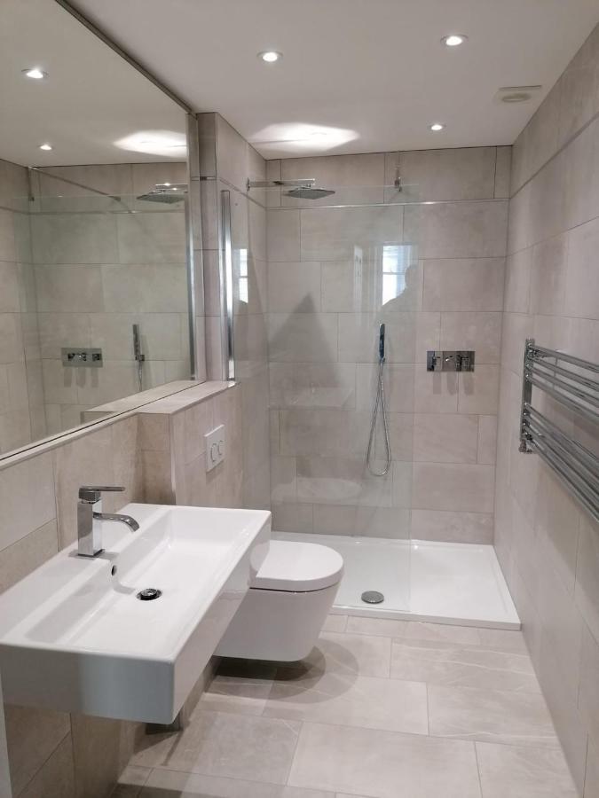 Spinnaker - Self Catering Apartment, Tenby Kültér fotó
