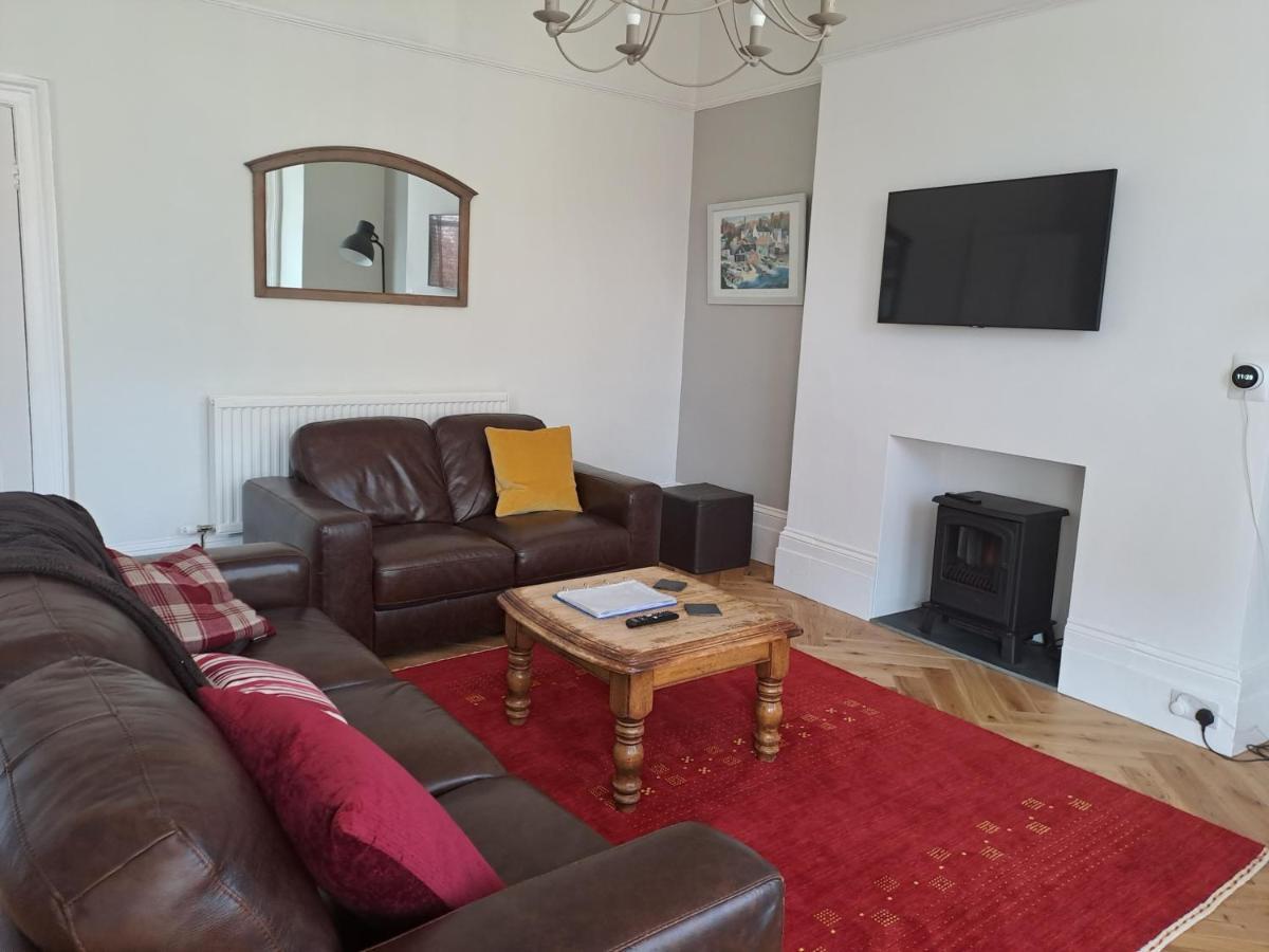 Spinnaker - Self Catering Apartment, Tenby Kültér fotó